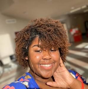 Meet your Posher, Kaylee